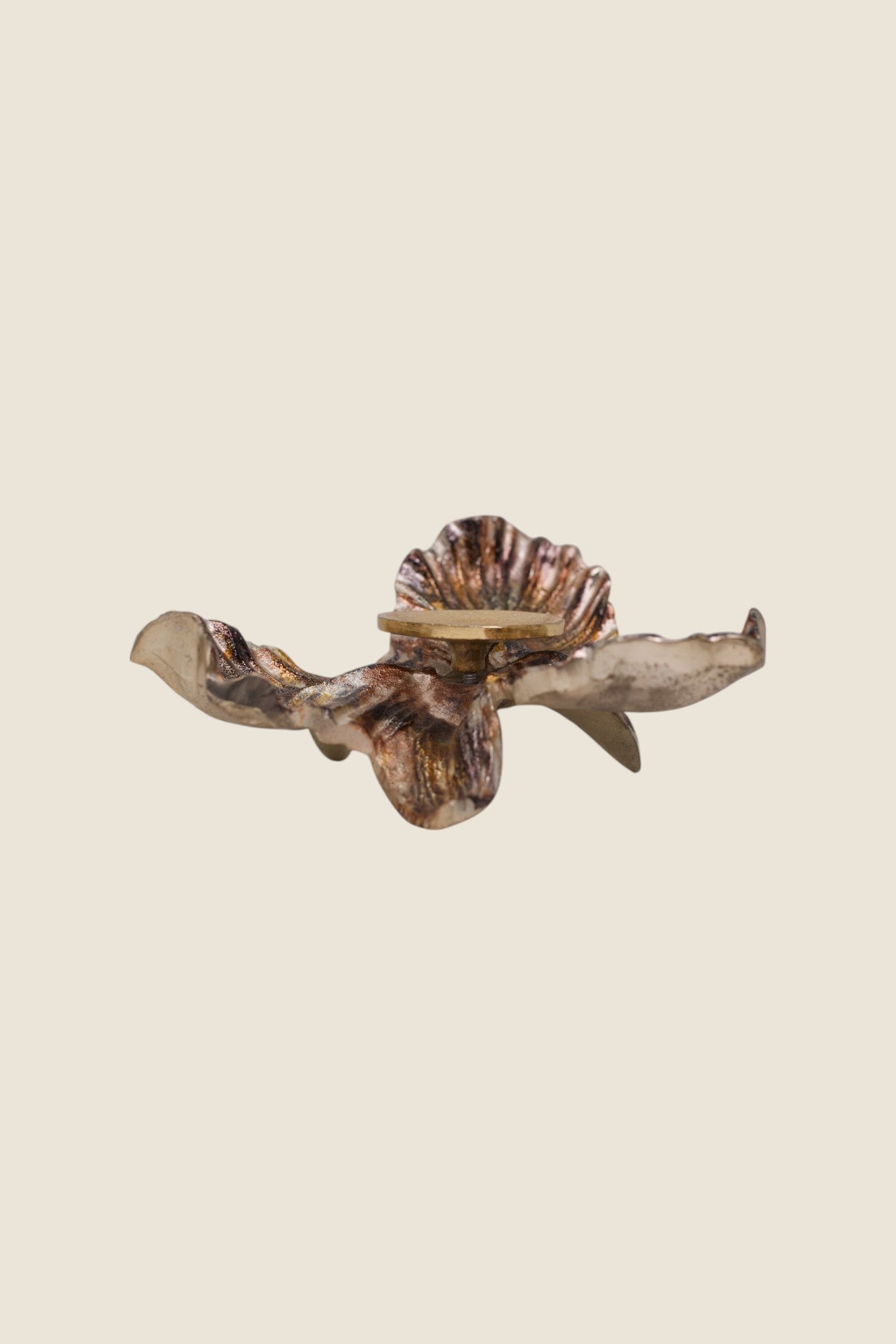 Une Fleur candle stand