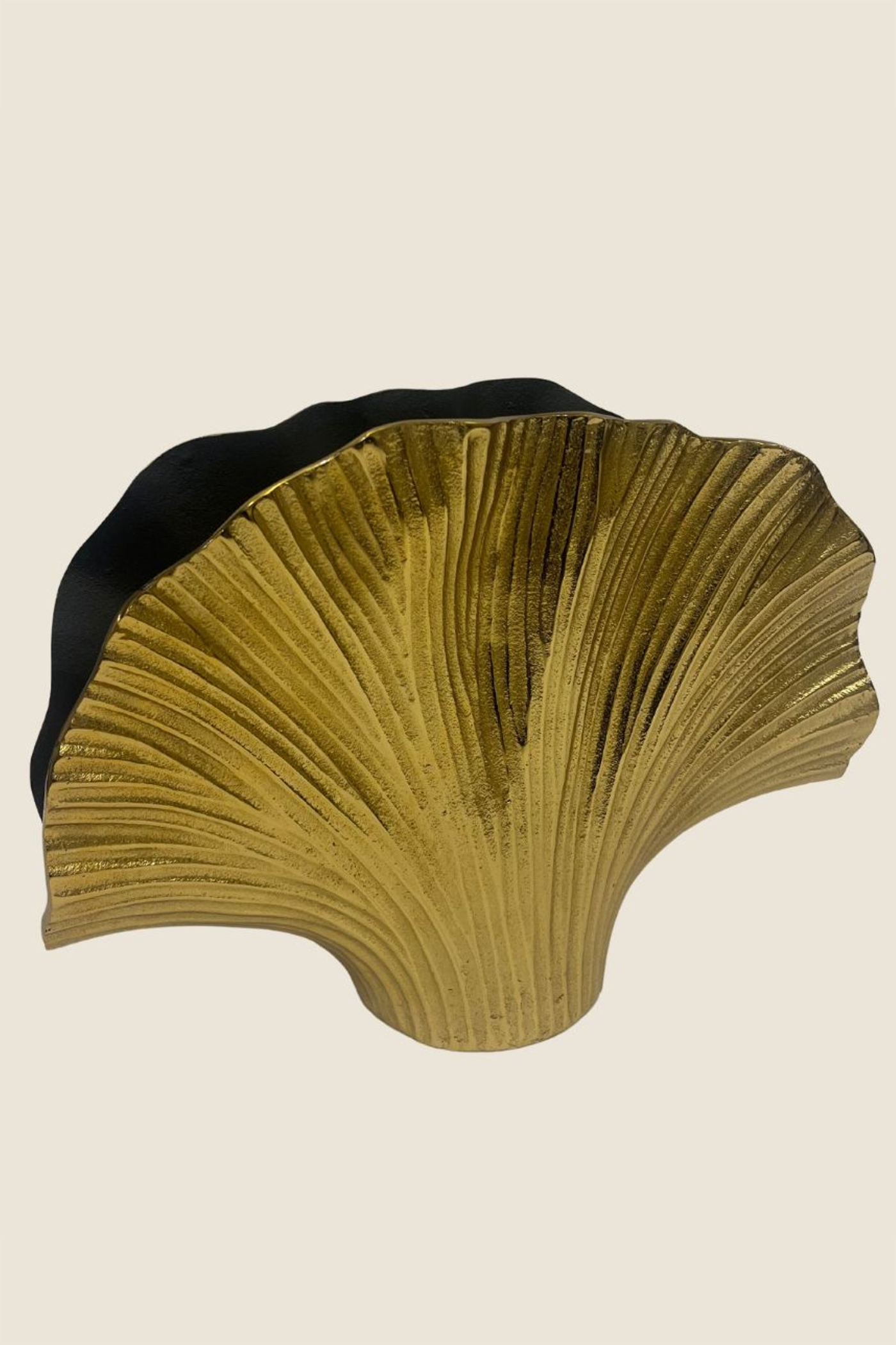 Aurelian Seashell Vase (Large)