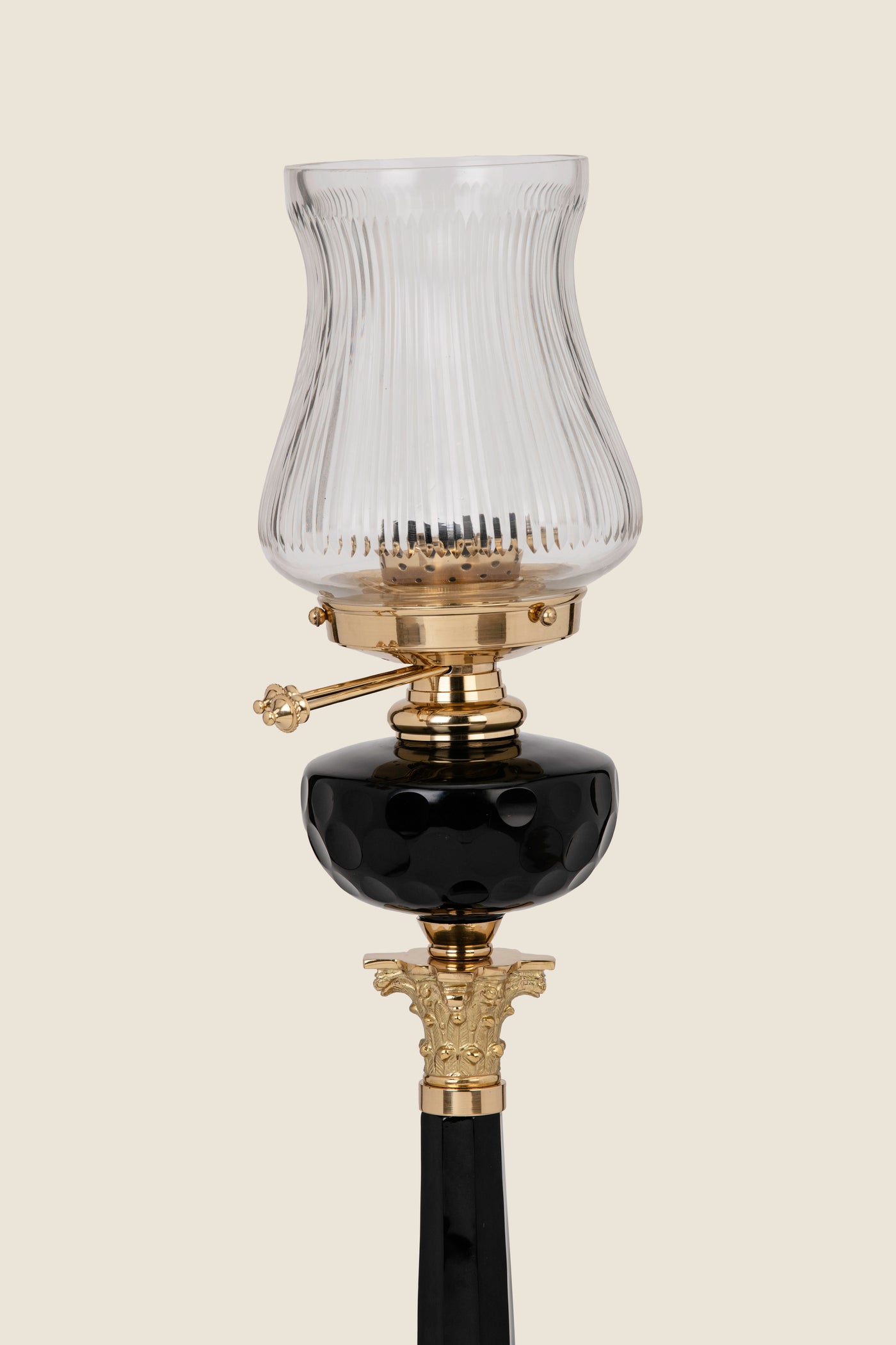Noir crystal lamp