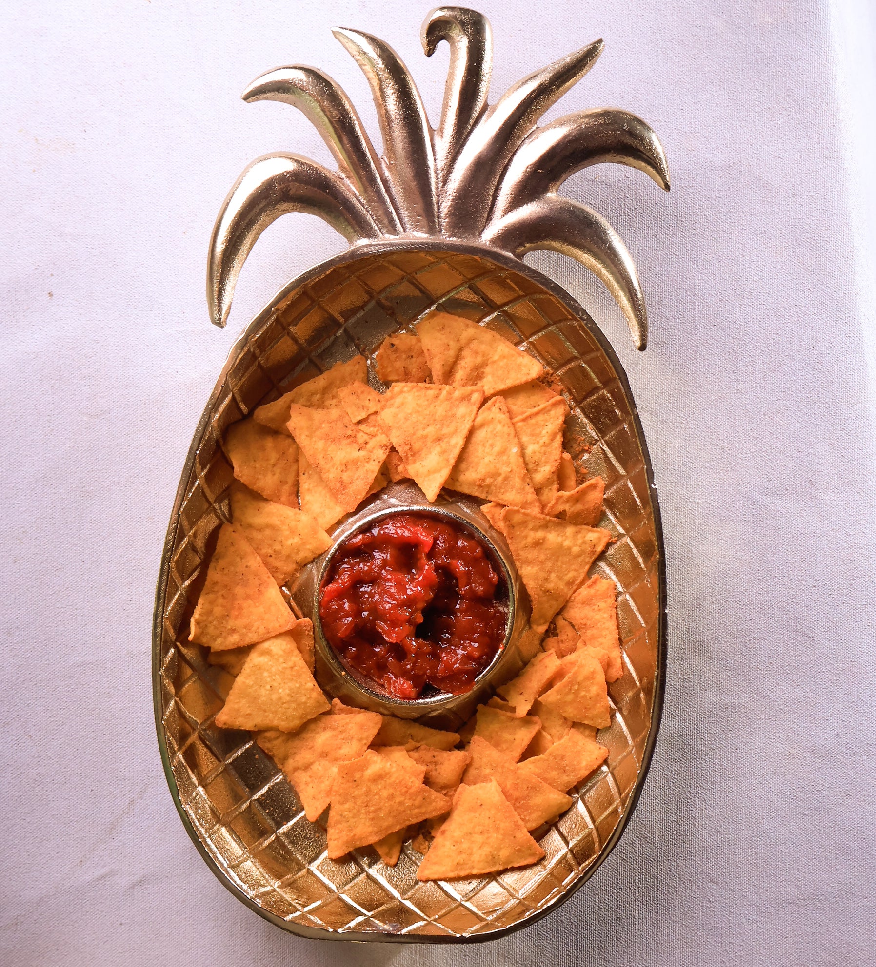 Pineapple platter with dip bowl