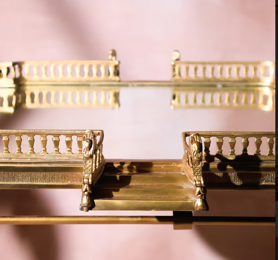 Regal stair butler table