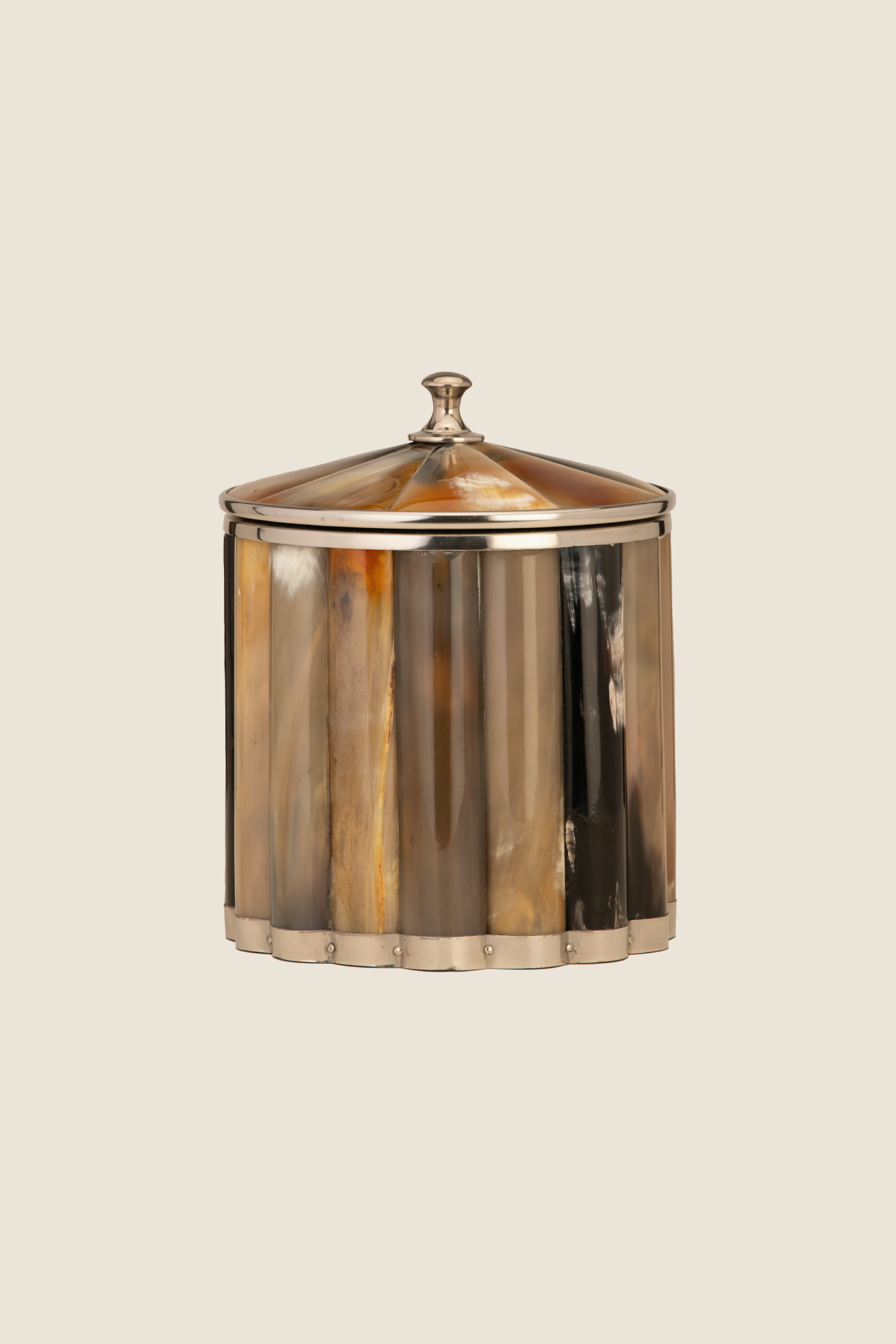 Striped horn ice bucket